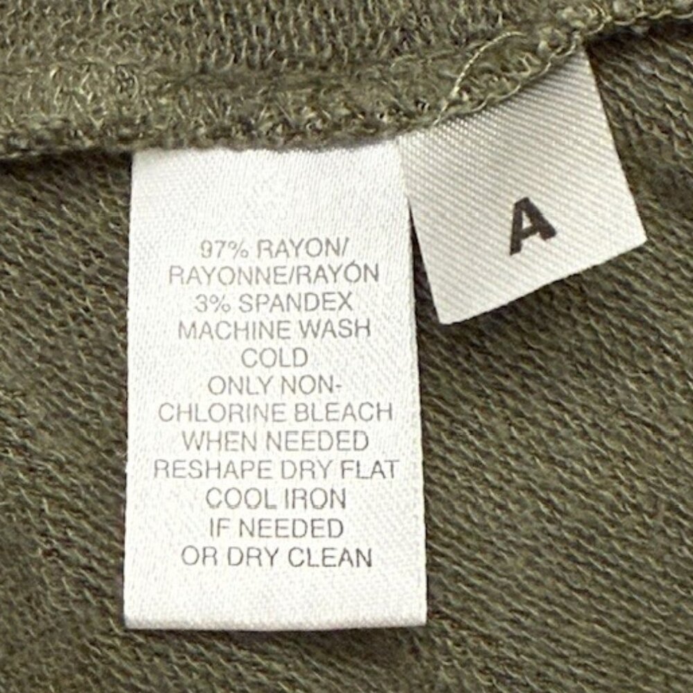 LOU & GREY V-neck Buttery Soft Top - Picture 8 of 14